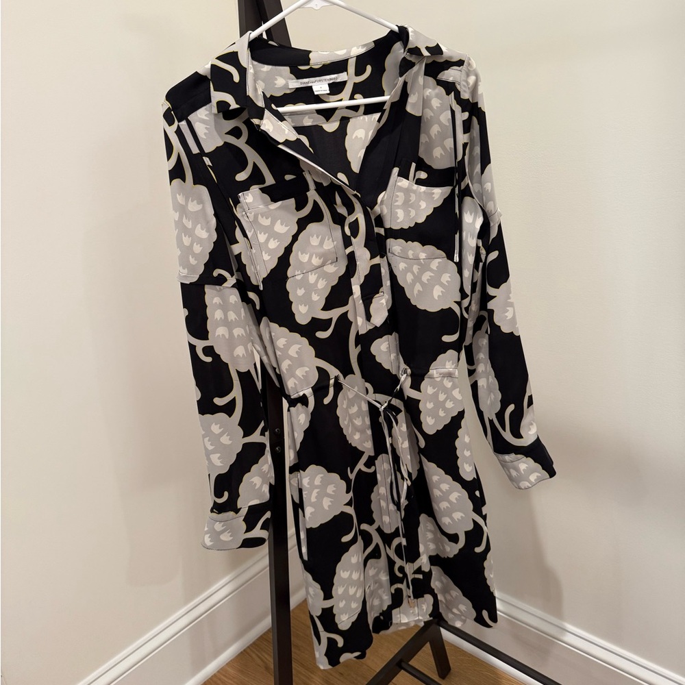 Diane von Furstenberg Long Sleeve Adjustable Mini Dress